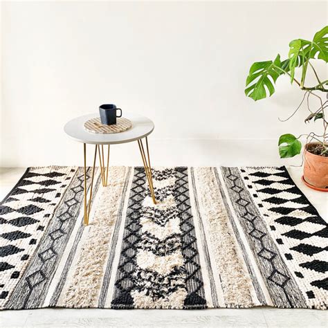 BOHO Avery Hand Woven Rug - Black & Beige