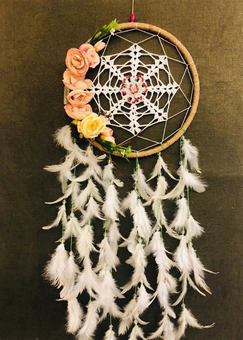 Get Peach Floral Wooden Dreamcatcher at ₹ 1040 | LBB Shop