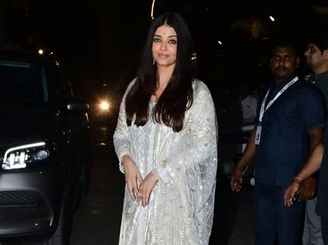 Ponniyin Selvan I की प्रेस कॉन्फ्रेंस में छा गईं ऐश्वर्या राय , लगी ...