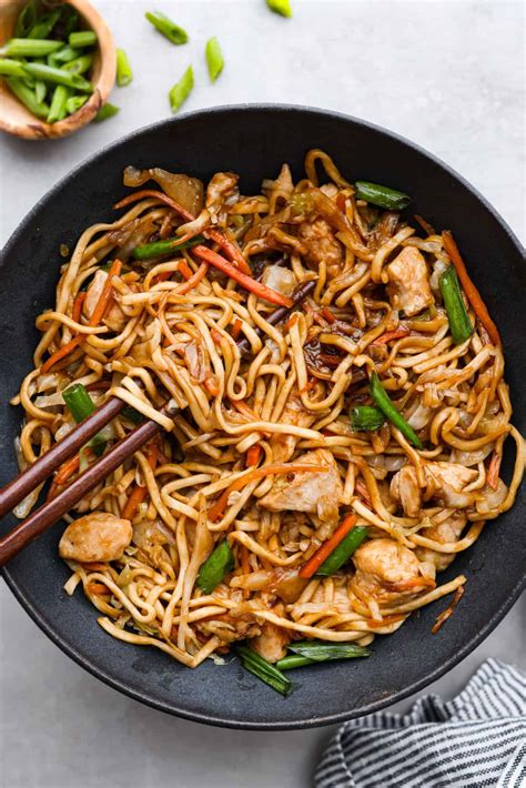 Easy Chicken Chow Mein - Well-Health Lifestyle Magazine