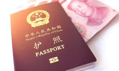 防惡意出境 再有中国人過關護照被剪 | LIHKG 討論區