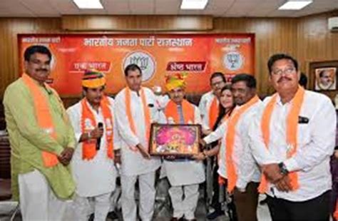 जयपुर देहात दक्षिण BJP की नई कार्यकारिणी, प्रदेशाध्यक्ष मदन राठौड़ ने ...