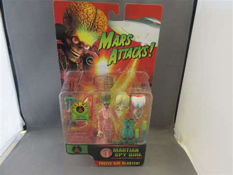 Mars Attacks Martian Spy Girl – Crowemag Toys
