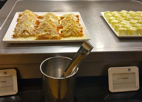 LEMON TREE PREMIER, CITY CENTER, PUNE - Hotel Reviews, Photos, Rate ...