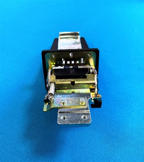 Pool Table Bill Mechanism 的图像结果