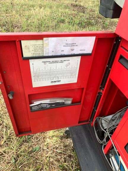 Image result for Hunter R611 Alignment Machine