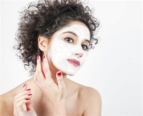 4 Ways To Use Bitter Gourd Or Karela For Smooth, Supple Skin | Herzindagi