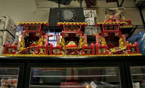 Ha Tien Market still finds home along the Green Line, despite problems ...