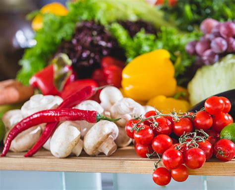 Food Hacks: Tips to Keep Your Fruits and Vegetables Fresh for Long ...