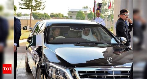 6. Khan’s chauffeur diplomacy and pay cheques from Gulf - The Times of ...