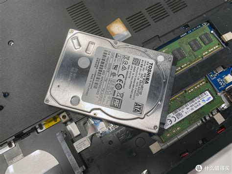 SSD来袭/1TB的突破 笔记本硬盘发展史_硬件_科技时代_新浪网