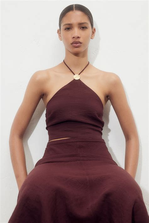 Halter Neck Tops | Crop, Wrap & Criss Cross | H&M IN