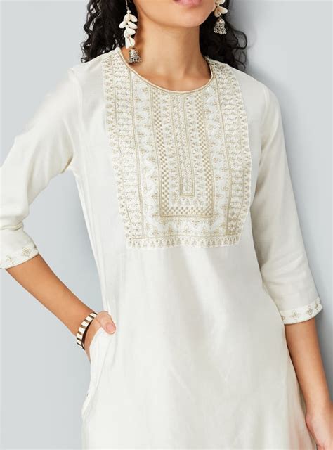 Buy Women Yoke Embroidered Straight Kurta Online at just Rs. 599.0 ...