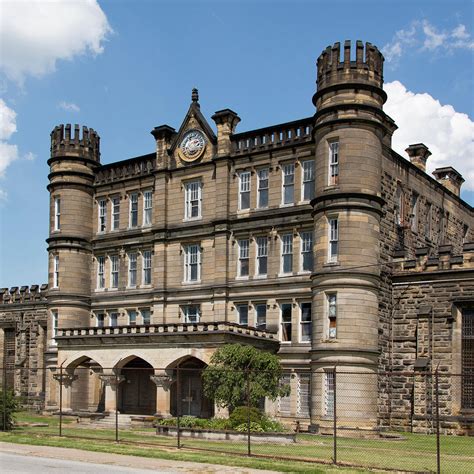 West Virginia State Penitentiary in Moundsville, WV (2 Photos)