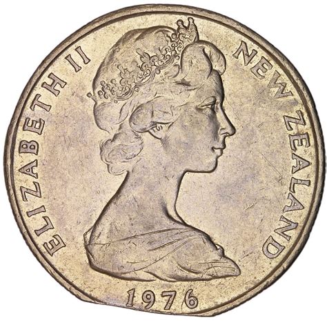 1976 – 50 Cent – Clipped Planchet – 01_resize – New Zealand Coin Errors ...