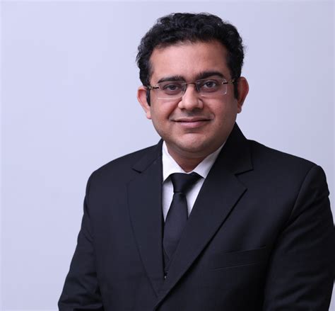 Corporate Law Adviser