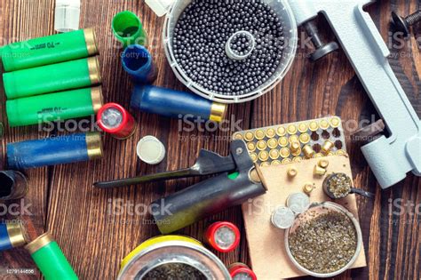 Reloading Shotgun Shells Guide 的图像结果