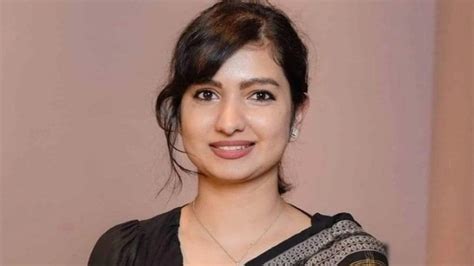 Sofia Firdous: Meet IIM Graduate Who Scripted History By Becoming ...