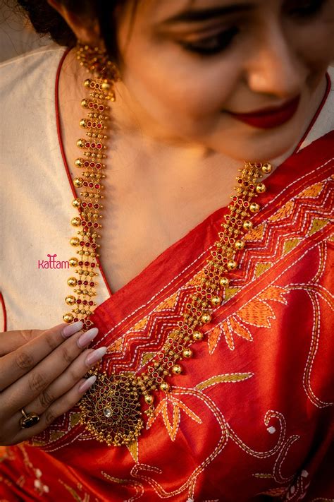 Vainavi - Premium Gold Lookalike Manga Pendant Kemp Ball Haram - Kattam