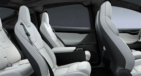tesla-model-x-rear-center-console-6-seat - TESLARATI