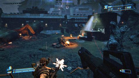 Alien Computer Game Against Marines 的图像结果