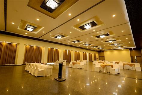 Savitri Resorts Pushkar Pool: Pictures & Reviews - Tripadvisor