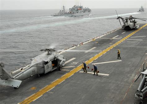 Download Helicopter Aircraft Navy Military Sikorsky SH-60 Seahawk HD ...