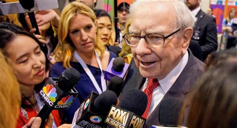 Warren Buffett: ET Prime Special: Investing lessons from Warren Buffett ...