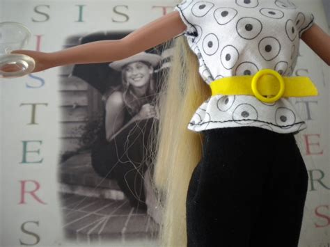 The Lindahl News: Barbie/Project Runway #7