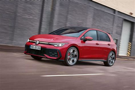 Volkswagen Golf GTI's First Batch Completely Booked Ahead of India Launch