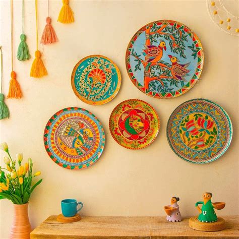 Buy Madhubani Wall Plates- Set of 5 Online in India | Ritualistic