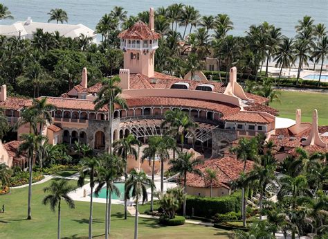 Make Them a Mar-a-Lago Accord They Can’t Refuse - Bloomberg