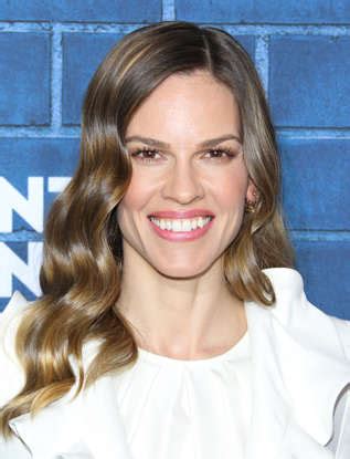 How exactly do they refuel a plane midair?