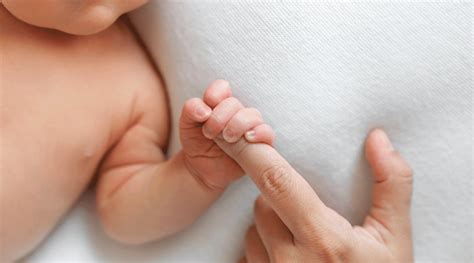 Baby Hip Dysplasia: What It Is and How to Avoid It