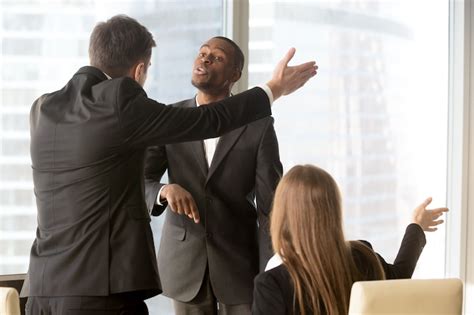 Annoyed business partners arguing during meeting | Free Photo