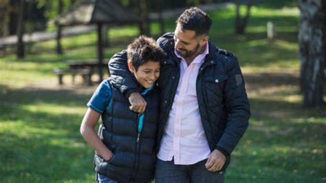 7 everyday phrases that make your child feel more confident