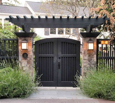 Welcoming Garden Gate Designs