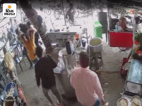 Terror of vagrant elements in Rajkot, LIVE CCTV