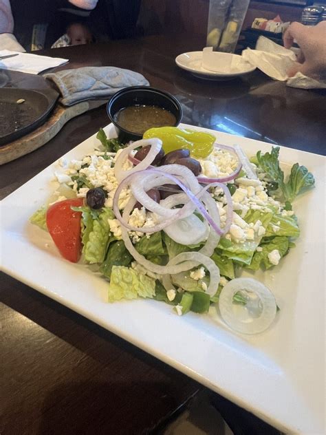 Fat Man Eateth: Theo Yianni’s Greek Restaurant | Lede News