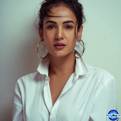 Book Sonal Chauhan For Celebrity Endorsement | Appearance