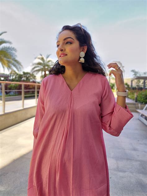 Unbox Colours | Designer Partywear Dresses | Thakur Village, Kandivali ...