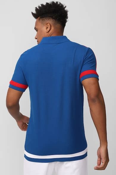 Reebok India Official | Reebok Men T Shirt Online at reebok.abfrl.in ...