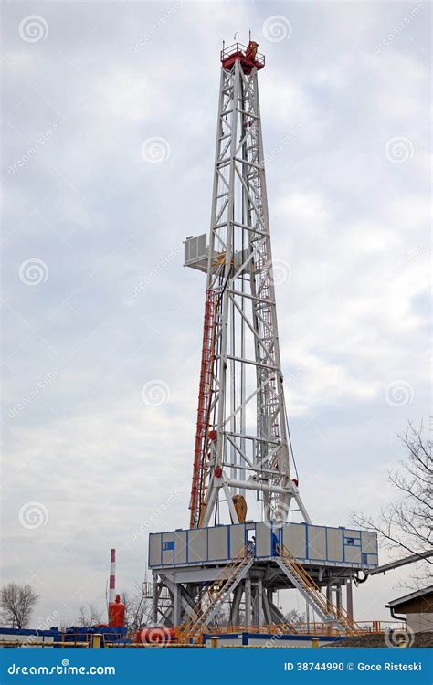 Land oil drilling rig stock photo. Image of energy, exploration - 38744990