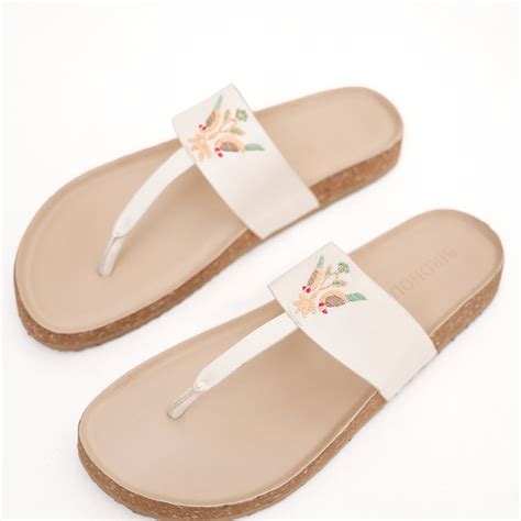 Mitthu Sandals: Eco-Friendly Comfort with Parrot Embroidery – Birdhouse
