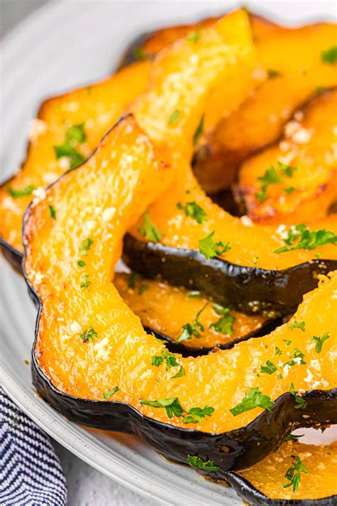 Roasted Acorn Squash - Mom On Timeout
