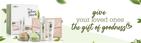 Buy Plum Green Tea Glow Pack Gift Set | At-Home Facial Kit For Oily ...