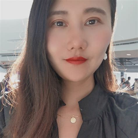 Sarah - Chinese teacher - ₹1778/h