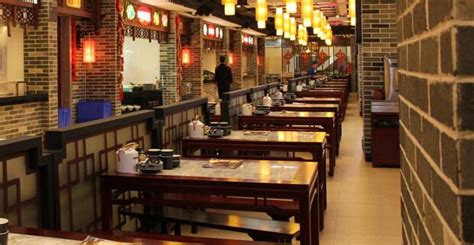 热情·中国红——50平方现代风格| 珠海快餐店公装设计案例 - 知乎