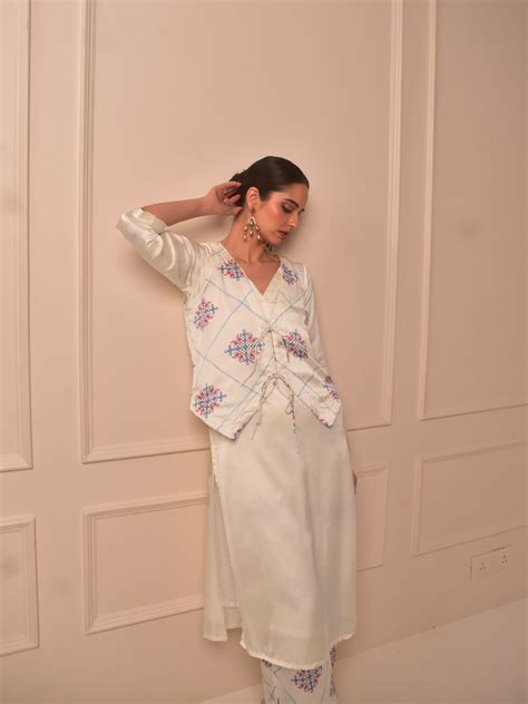 Cream Modal Satin Kurta Set for Women | Why So Blue – WhySoBlue