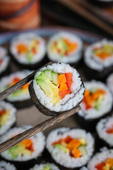 Rainbow veggie sushi rolls – Artofit